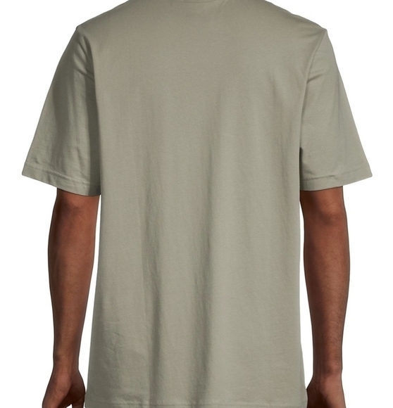 Puma Classic Patch-Pocket T-Shirt - Picture 2 of 5